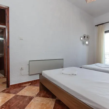 Houseloft Sandals Beachfront *