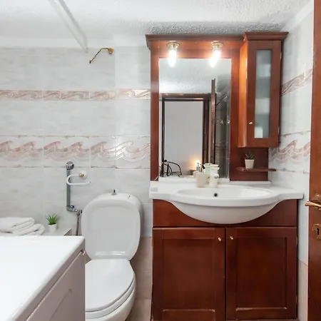 Houseloft Sandals Beachfront *